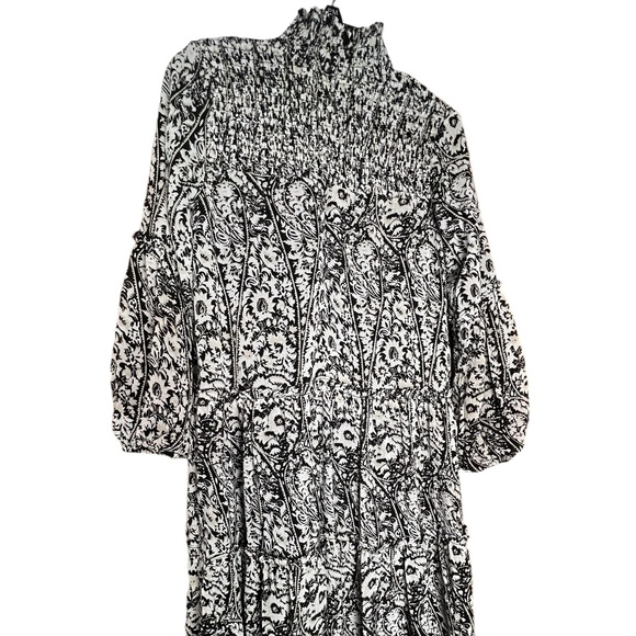 To La Roo Girl Long Sleeve Black & Grey Dress Sz 10 Smocked Lined Pre-owned - Picture 1 of 7